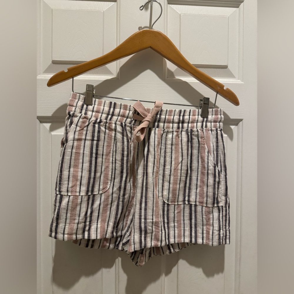 Becool shorts size large